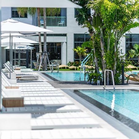 Bluebird Suites Downtown/Brickell Doral Exterior foto