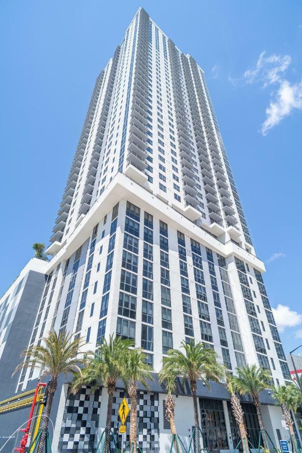 Bluebird Suites Downtown/Brickell Doral Exterior foto
