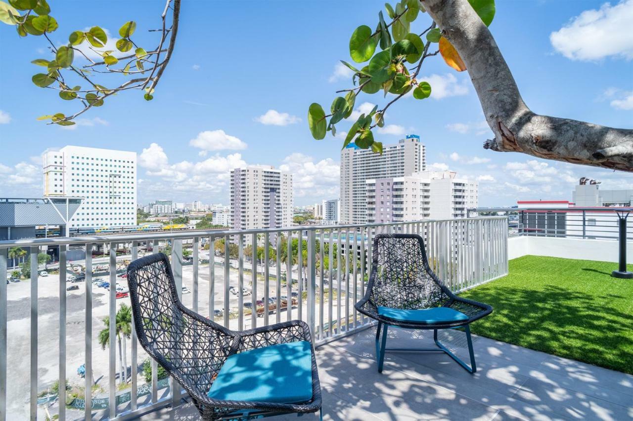 Bluebird Suites Downtown/Brickell Doral Exterior foto
